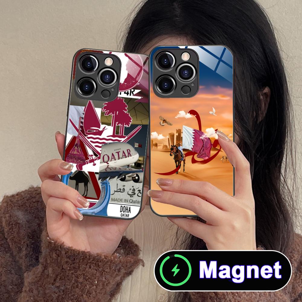 Phone Cases Qatar - Qatar Flag Glass MagSafe Mobile Phone